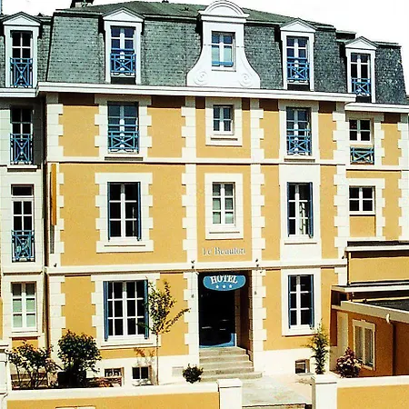 Le Beaufort Hotel