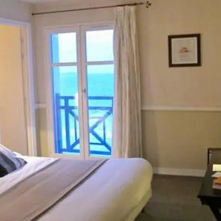 Le Beaufort Hotel
